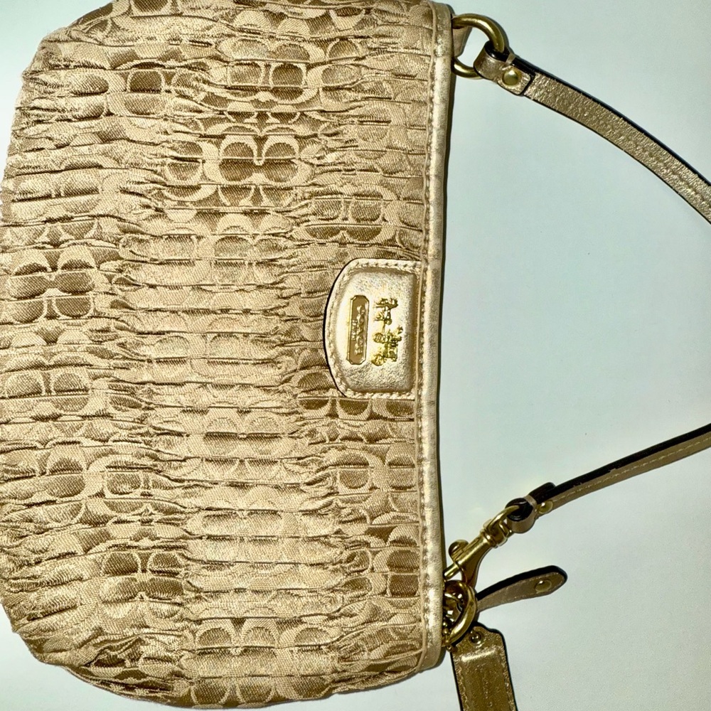Like New Condition Coach Pleaded Beige Purse